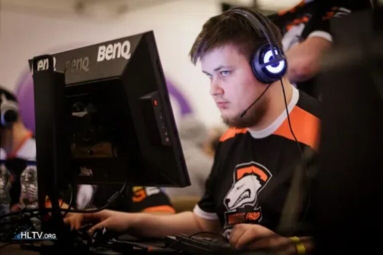 What Is Snax Gaming Height: Age Weight BGMI Career & Facts